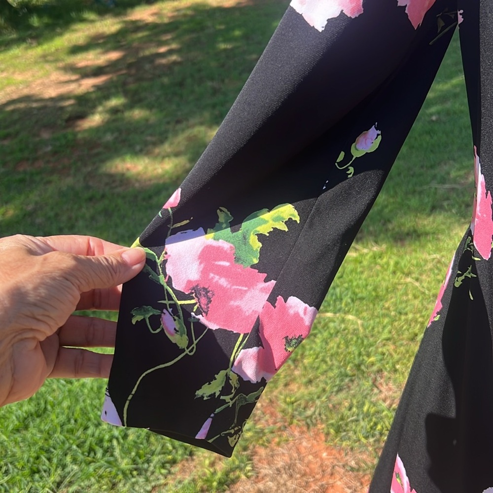 ANNE KLEIN … BLACK FLORAL PRINT DRESS ……452 - Picture 4 of 12